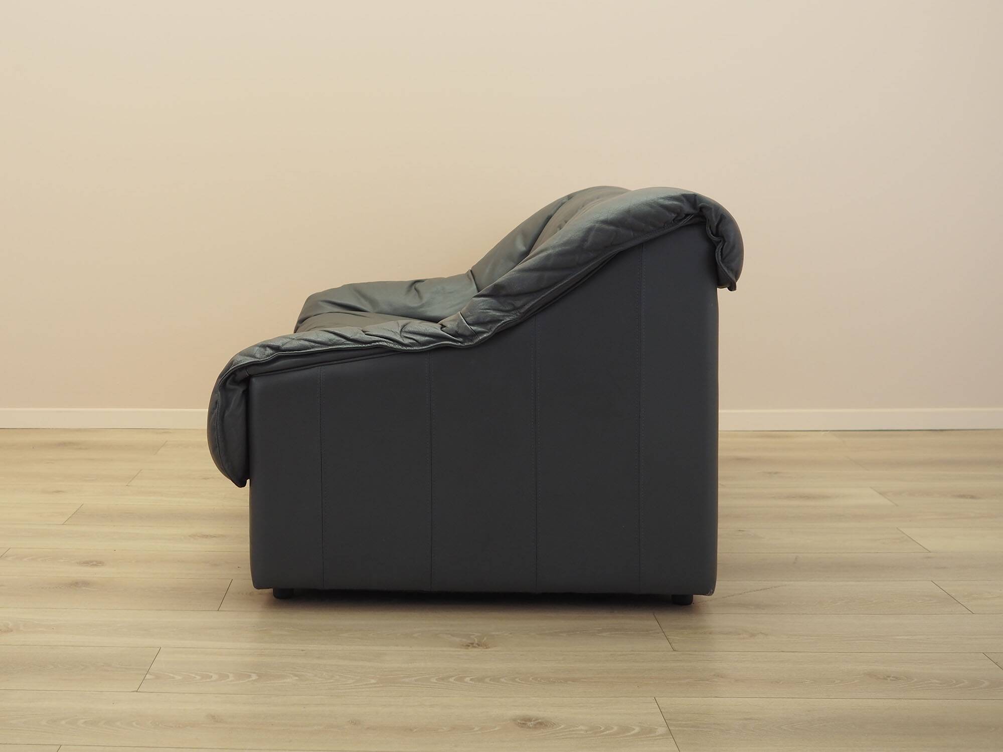 Italian leather sofa, two-seater, 1970s design