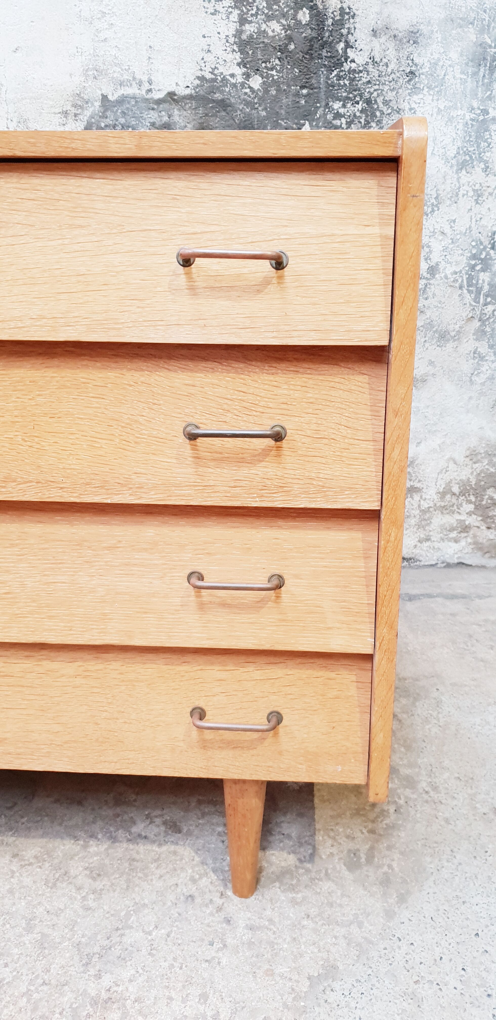 Vintage chest of drawers