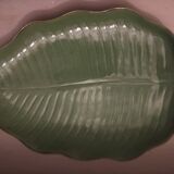 Large green leaf dish