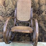 Rocking chair vintage cannée