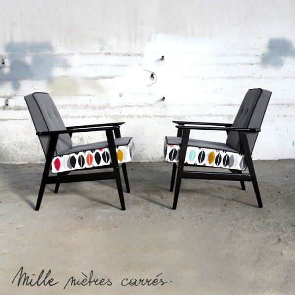 Chair completely renovated vintage (wood, fabric, trim).