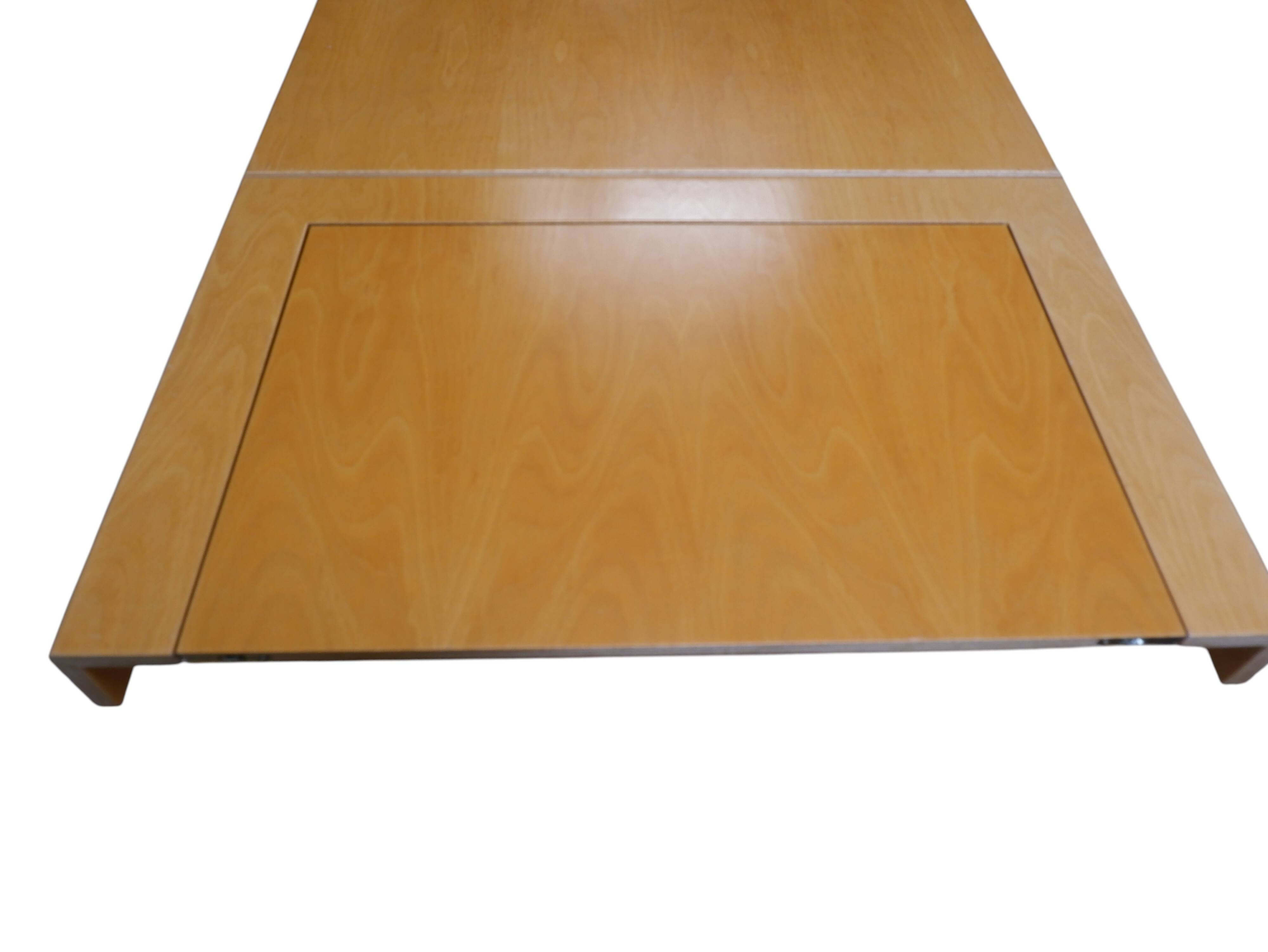 1980s extendable dining table