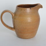 Pitcher in sandstone of salins