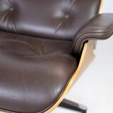 Charles Eames Lounge Chair In Brown Leather And Light Walnut