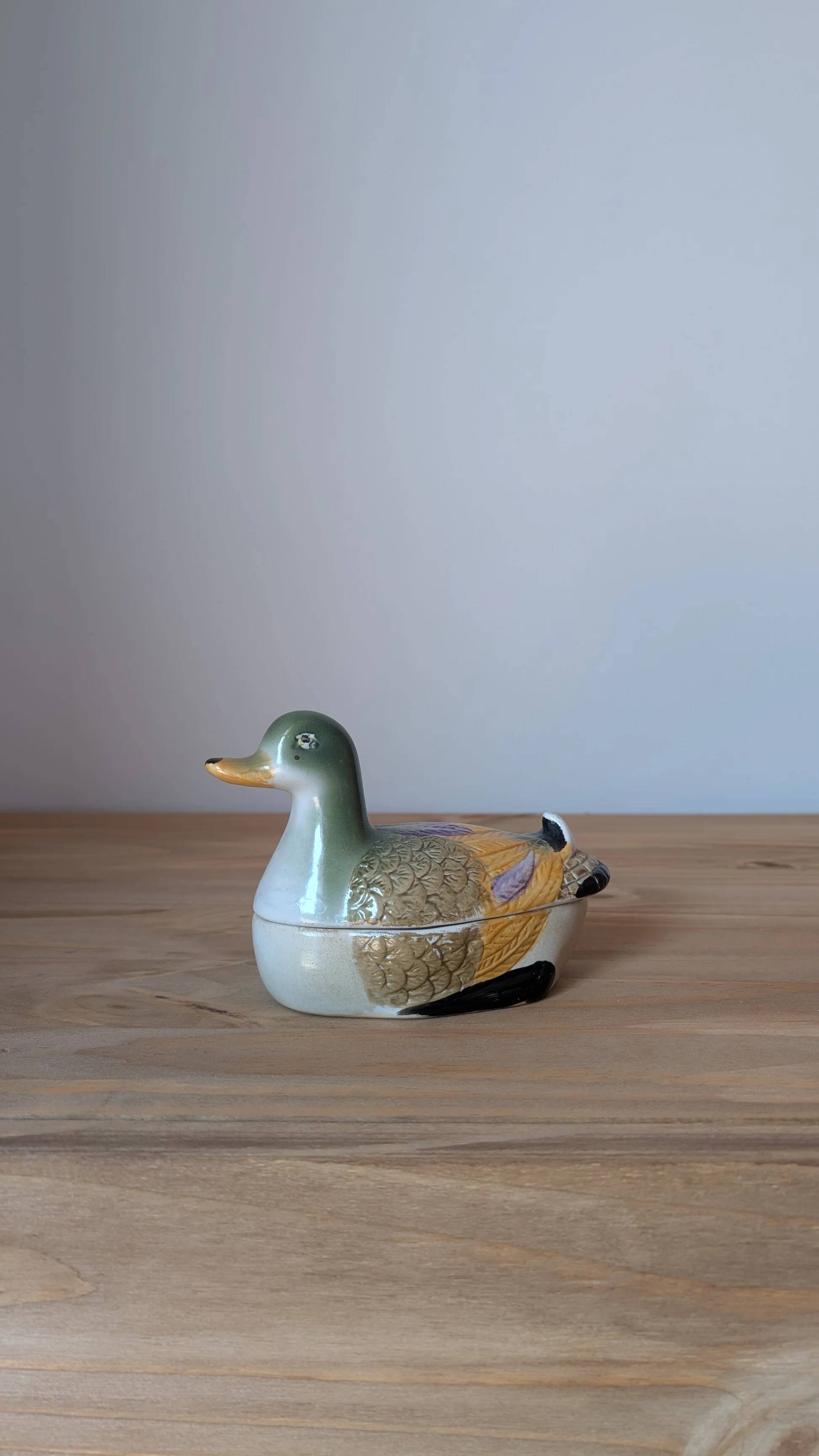 Little ceramic duck