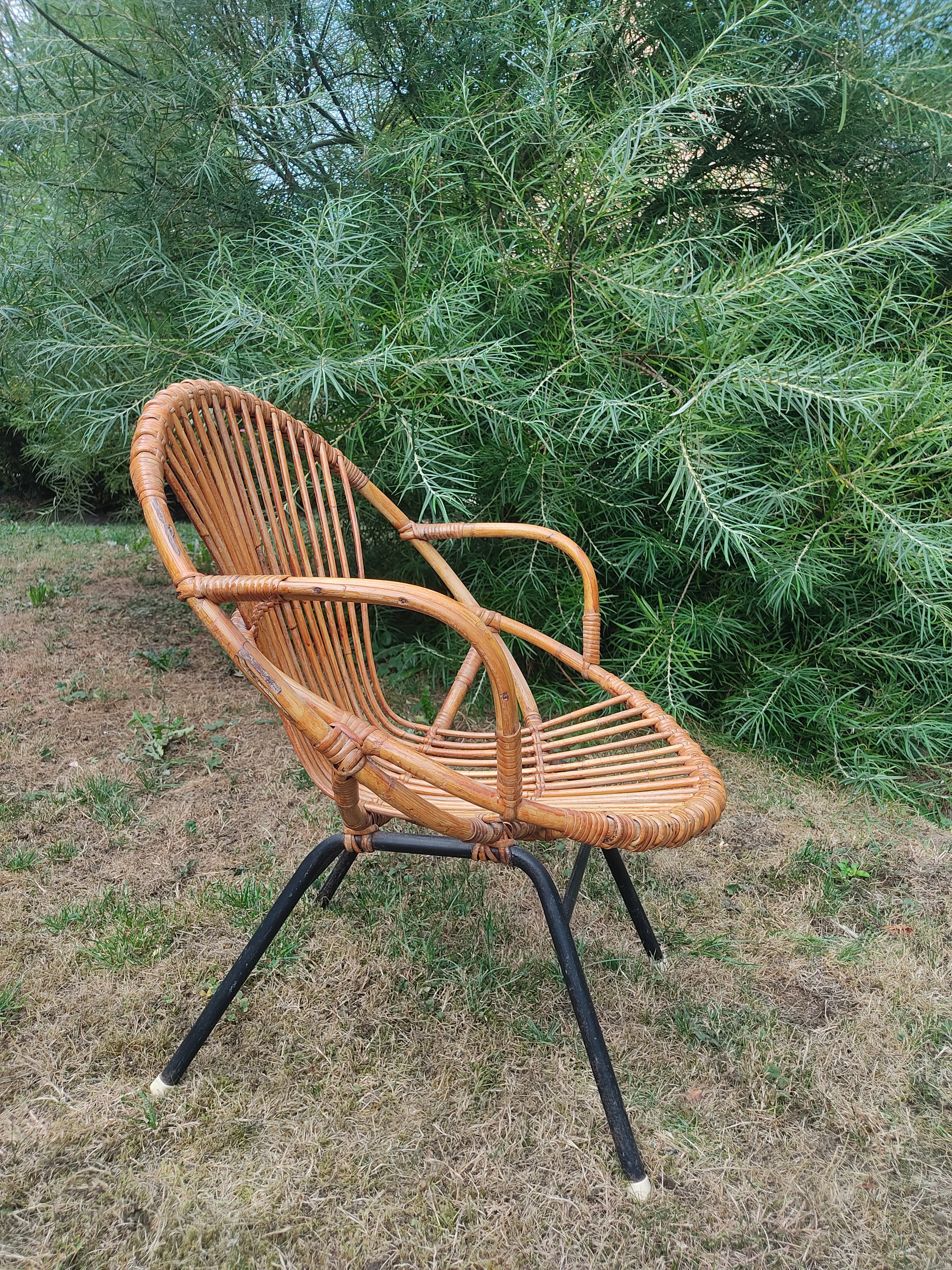Armchair rattan basket child, vintage