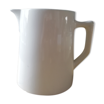 White pitcher