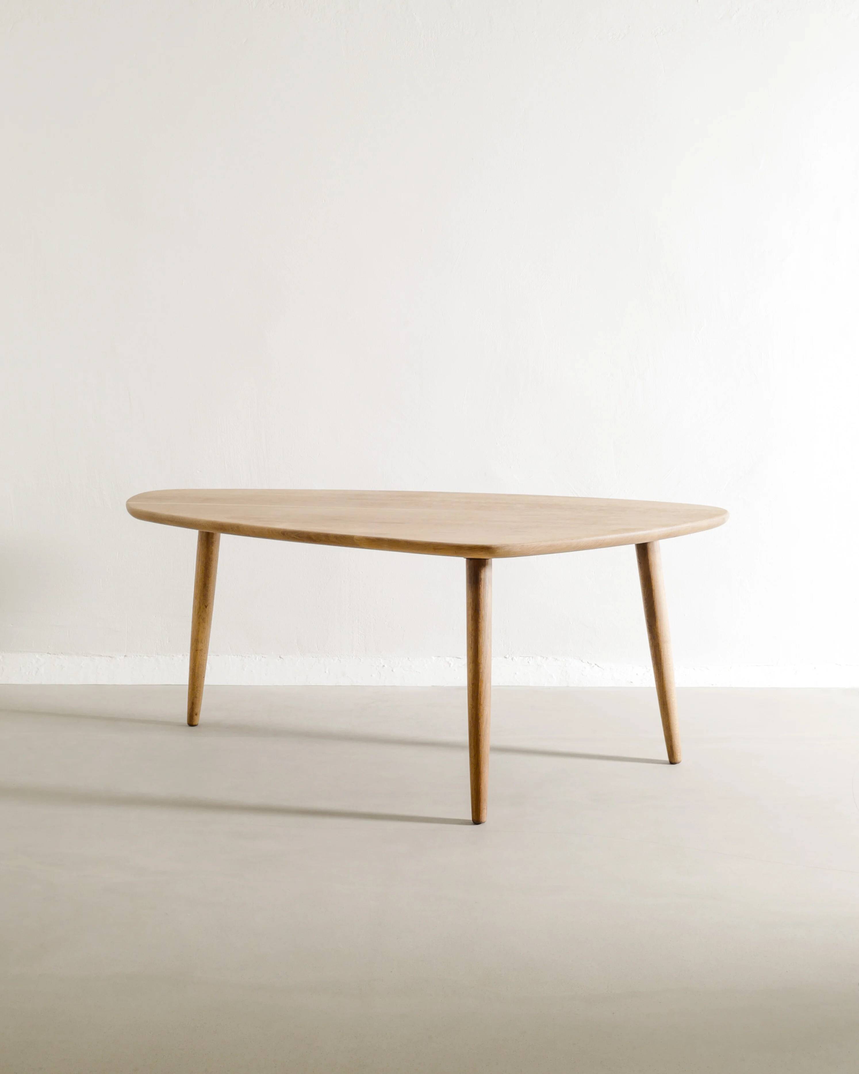 Vintage Danish Mid century Wooden Oval coffee table in Plain Oak, 1950s