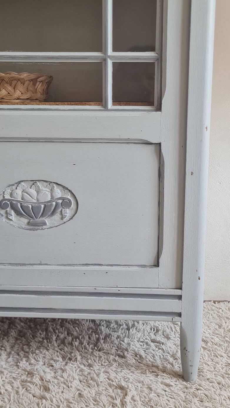 Parisian Art Deco glass cabinet