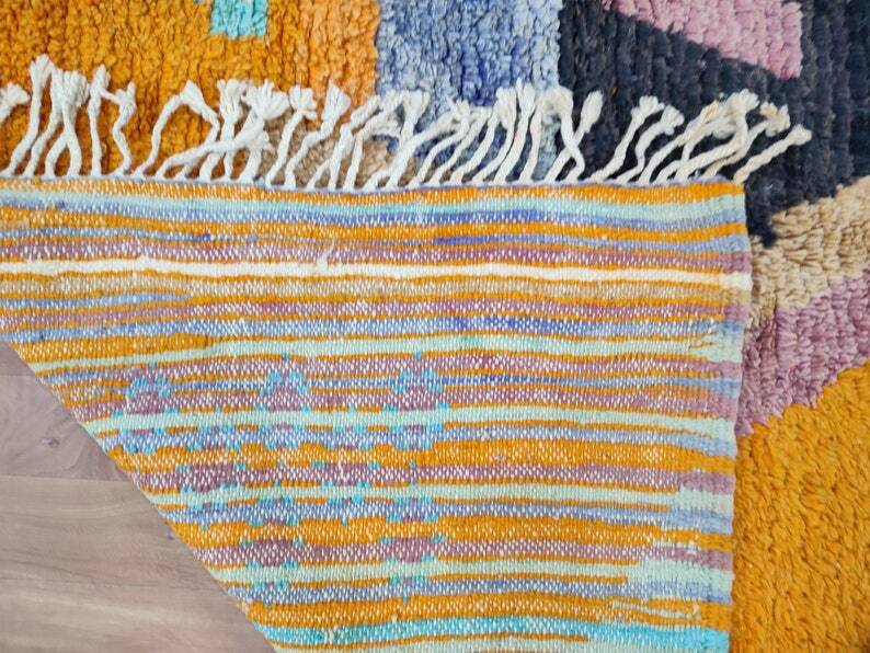 Beni ouarain rug woven in natural wool size 250cmx150cm