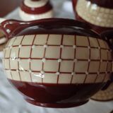 Coffee/tea service in Longchamp earthenware.