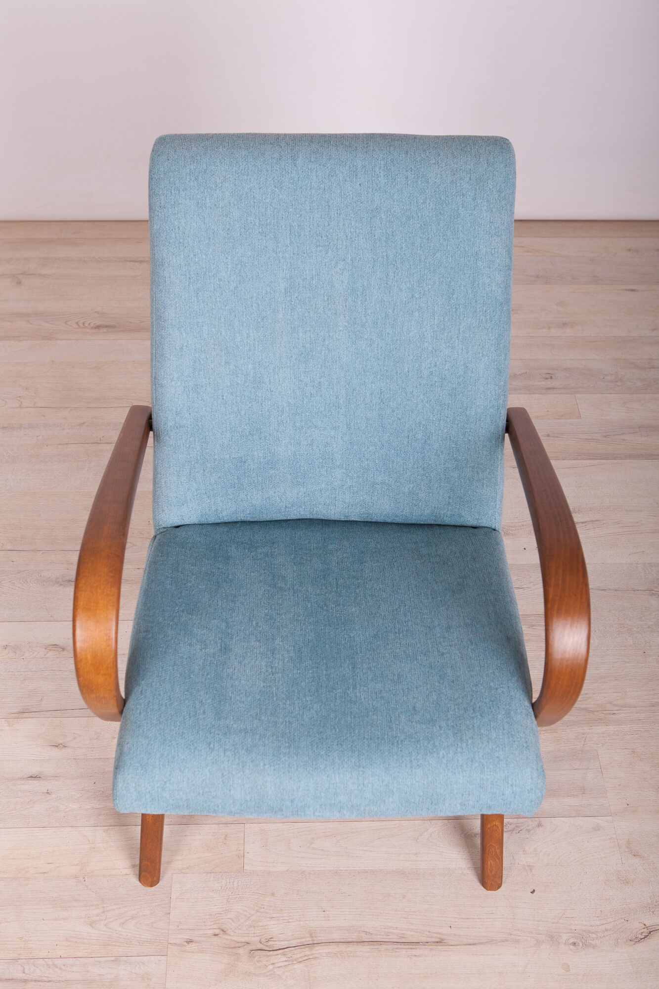 Vintage model 53 lounge chairs by Jaroslav Smidek for Ton, set of 2