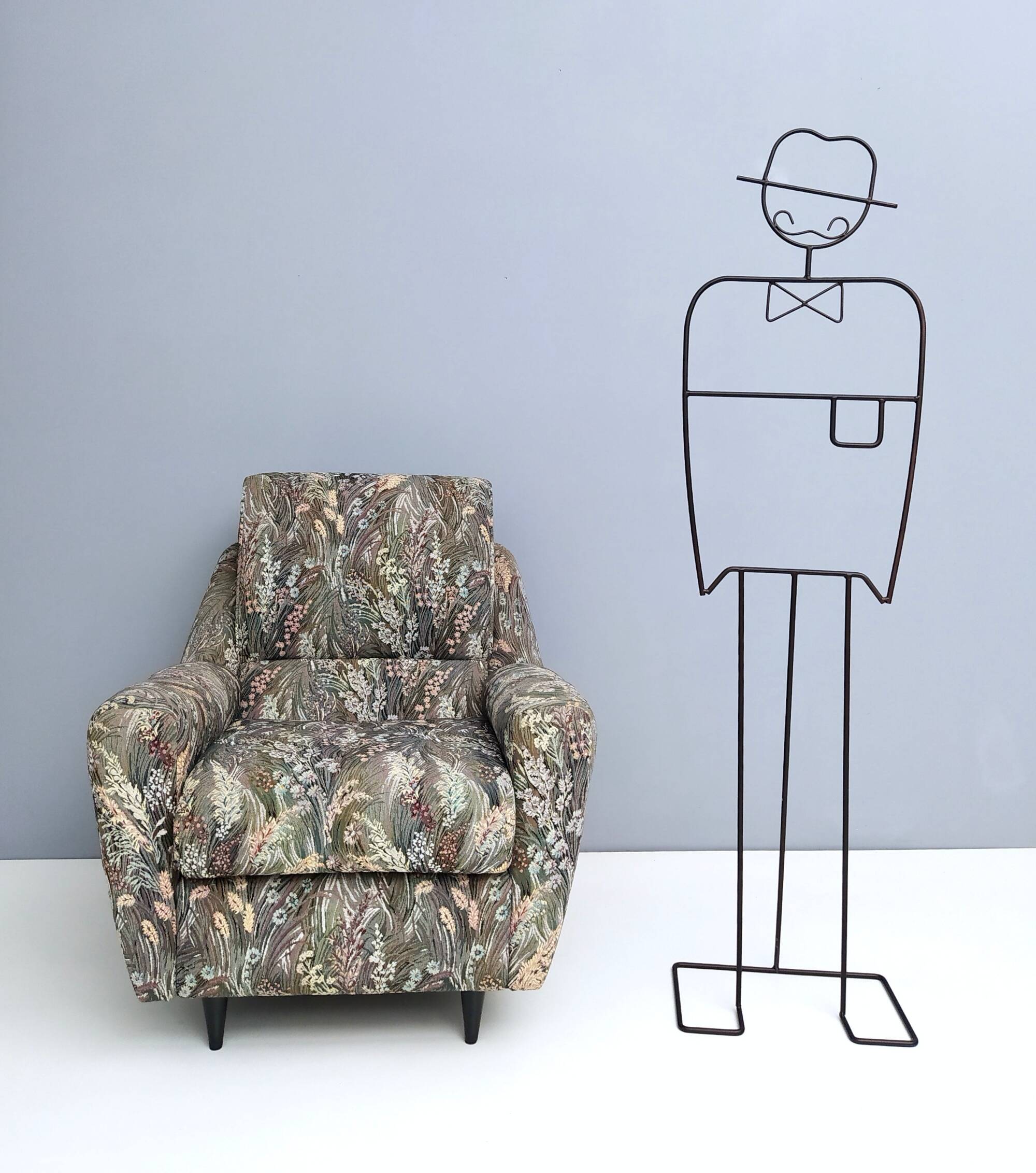 Pair of High-Quality Patterned Fabric Armchairs, Italy