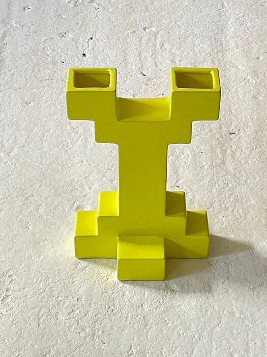 Memphis style ceramic vase Atzeco by Florio Keramia 1990s