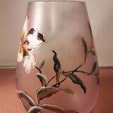 Opaque glass vase