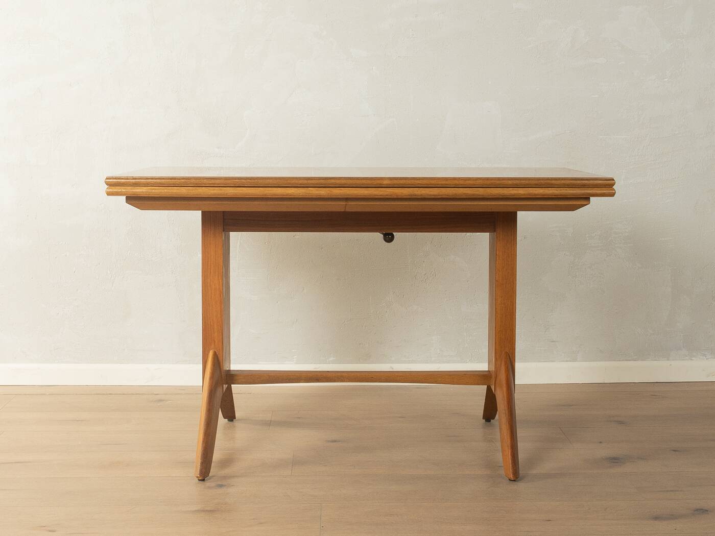 Unique dining/coffee table by Wilhelm Renz, 1950s, walnut, adjustable height