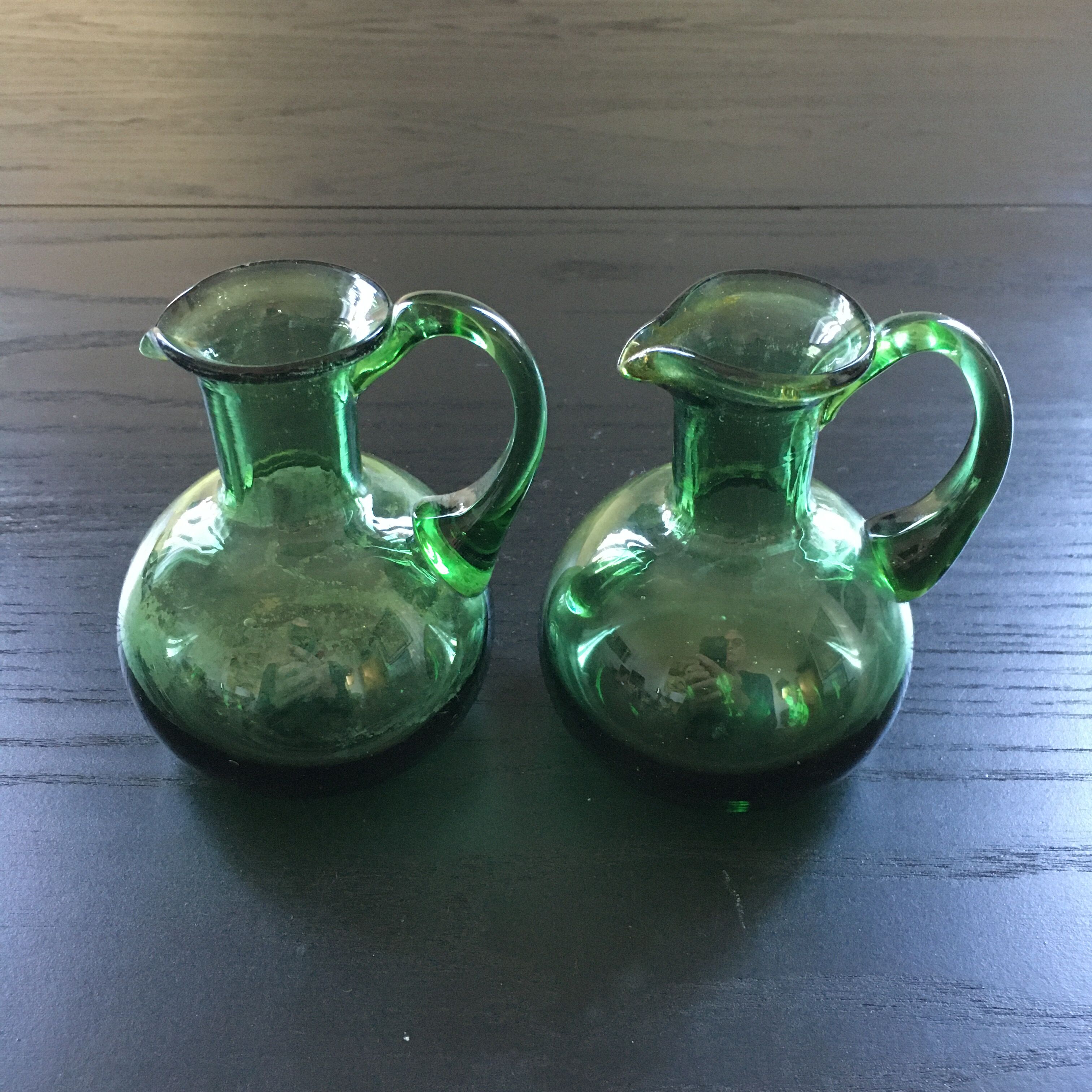 Set of 2 vials green glass