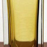 Minimalist Sommerso glass vase model Kf 296 from the mid-century by Kaj Franck for Nuutajärvi Notsjö, Finland, 1965.