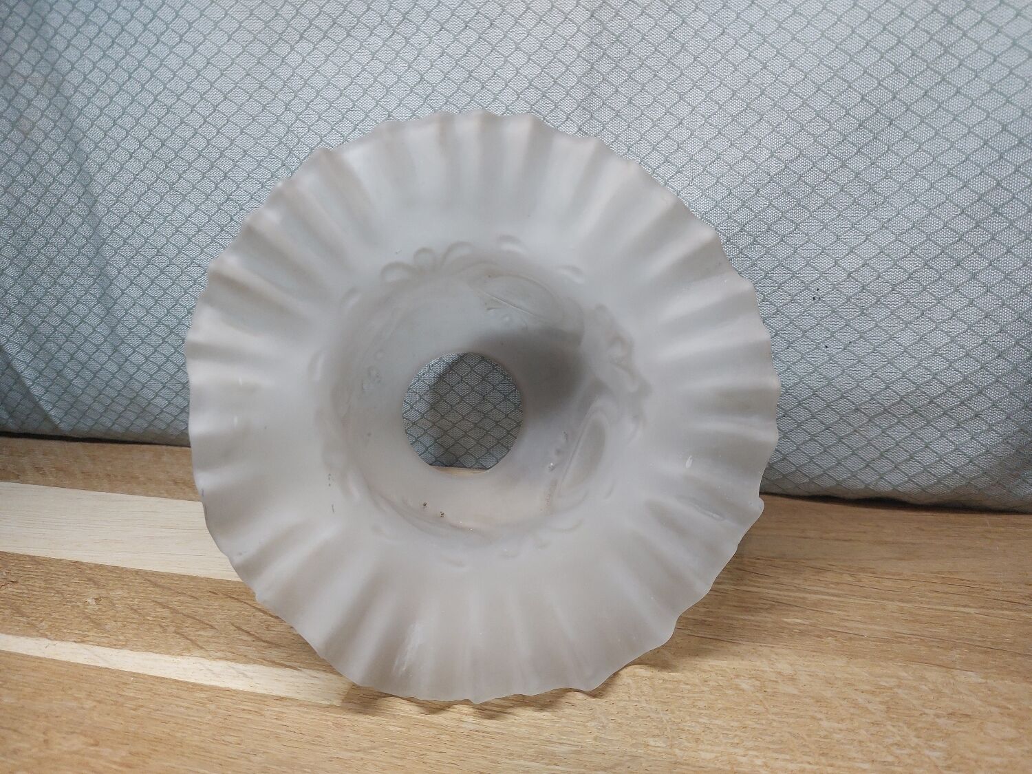 Frosted Glass Tulip Shade with Frilled Ruffles and Vintage Relief Patterns Chandelier
