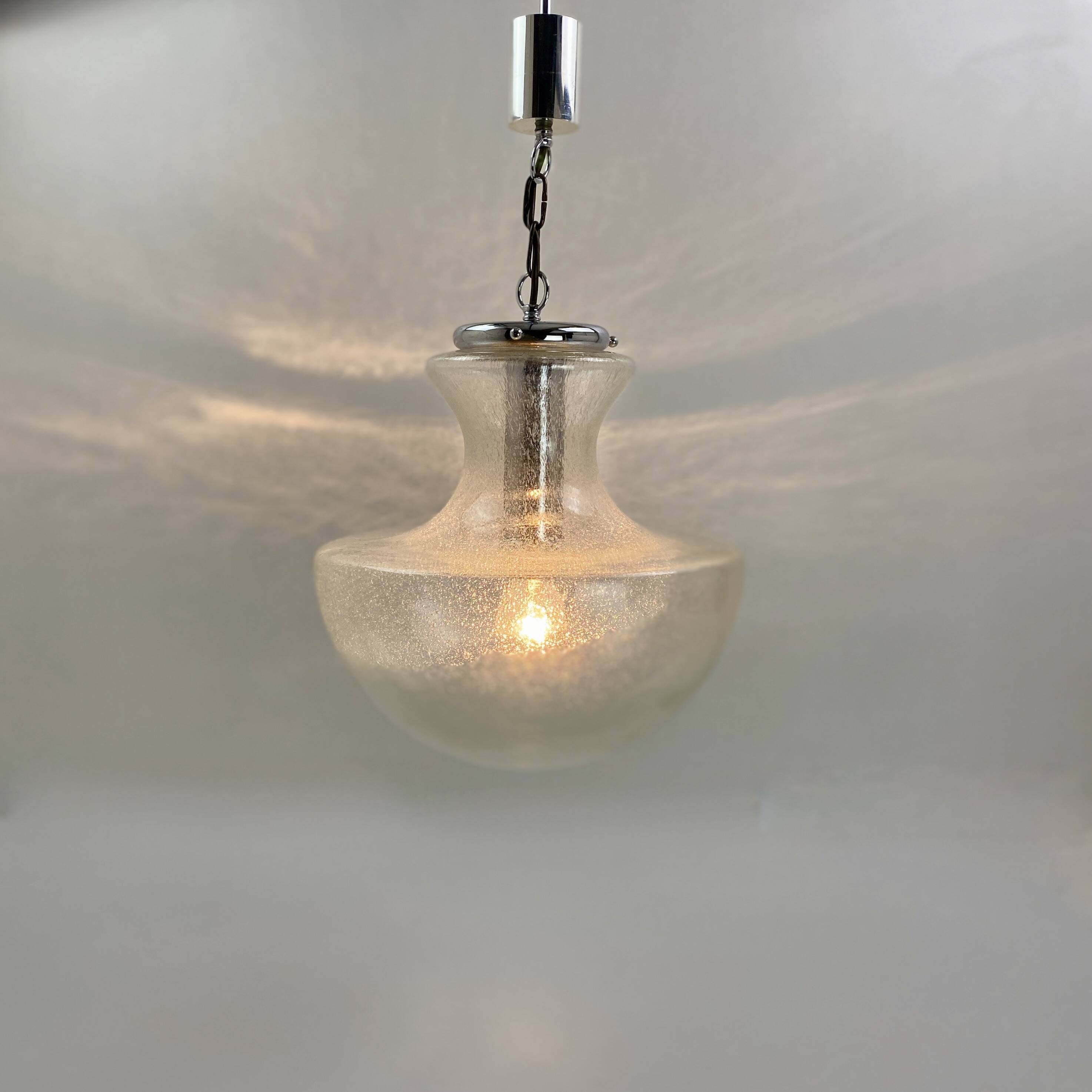 Murano glass pendant light (Mazzega) for Doria, 1960s.
