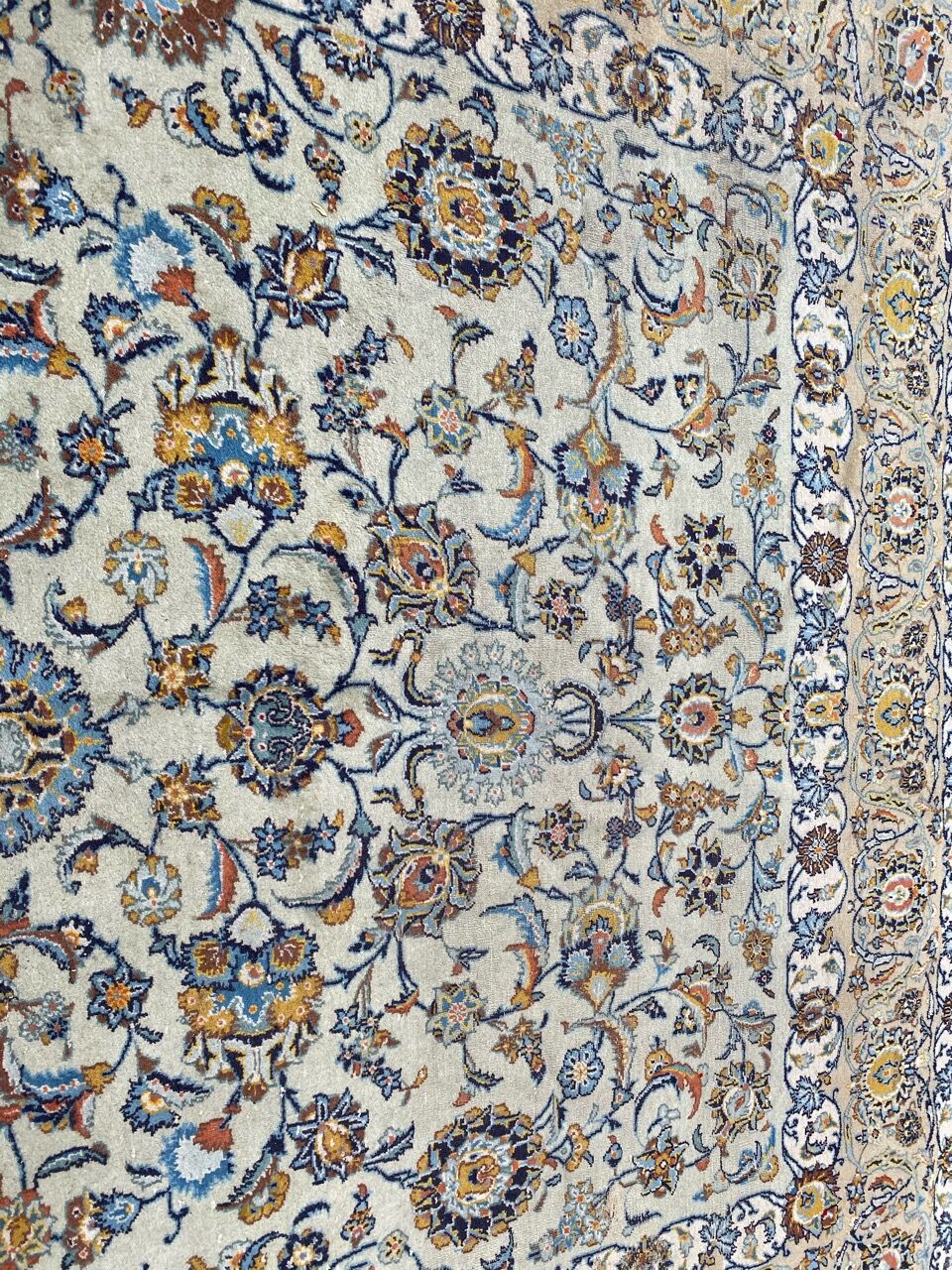 Beautiful large vintage Persian carpet of Kashan 230x330 cm