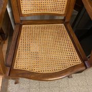 Fauteuil de barbier style Louis Philippe en hêtre assise et dossier en cannage