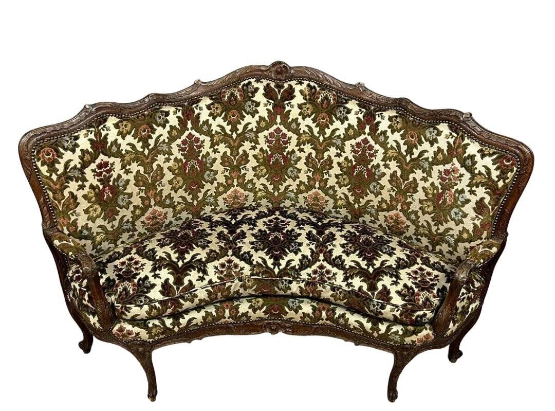 Rare Banquette d'angle / caqueteuse style Louis XV en bois sculpté