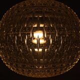 Space age suspension imitating cut crystal
