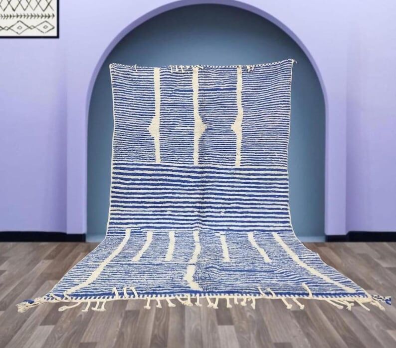 Authentic traditional handmade pure wool rug size 150/250 cm.