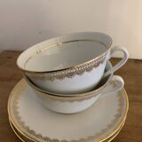 Pair of Bayonne porcelain cups and saucers
