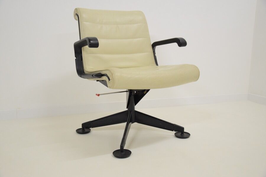 Armchair - Swivel office chair - years 70 / 80 - Vintage - Design