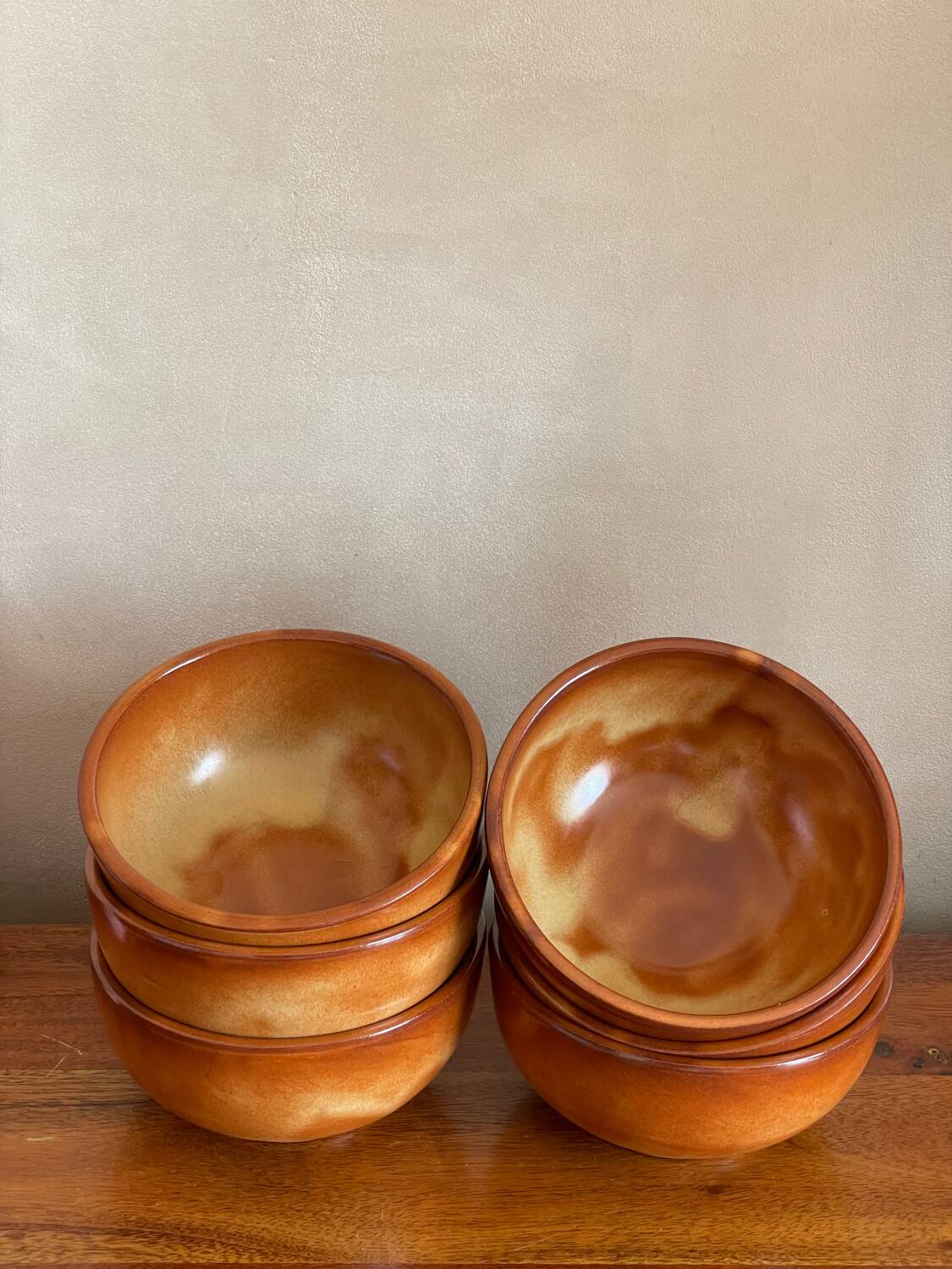 6 stoneware bowls