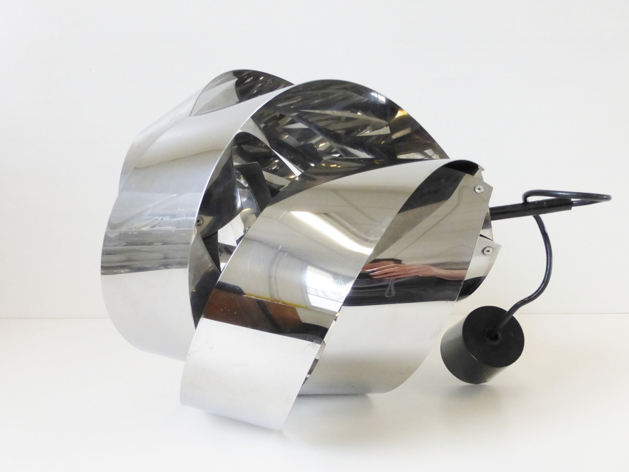 Suspension giant spiral-shaped chandelier in chrome 1970 vintage space age pop 70's seventies during light