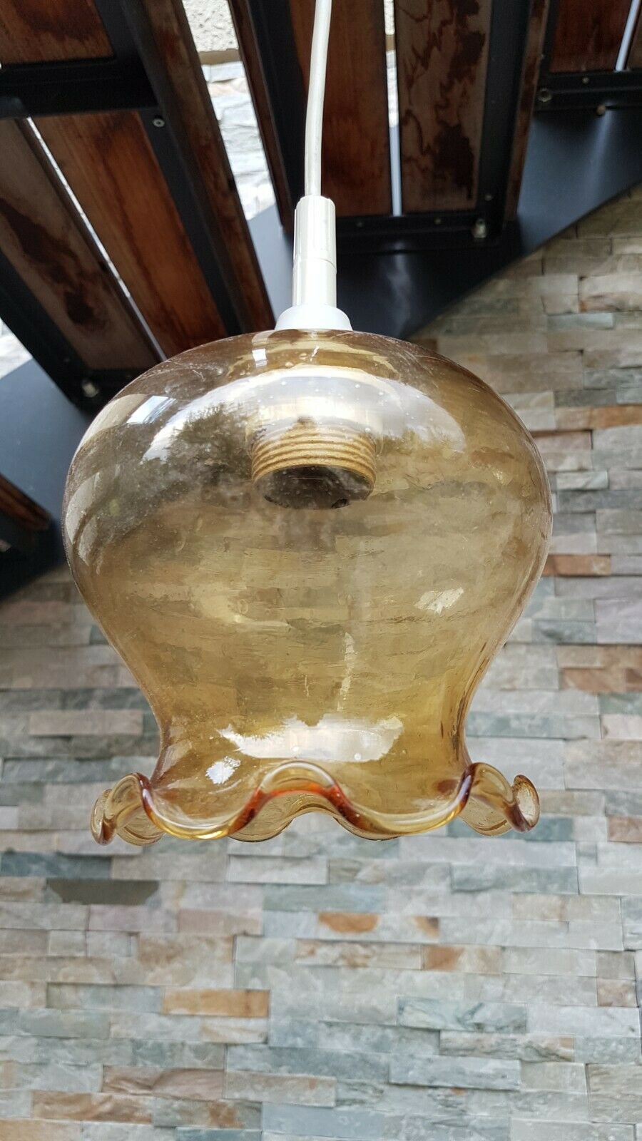 Suspension vintage en verre couleur miel