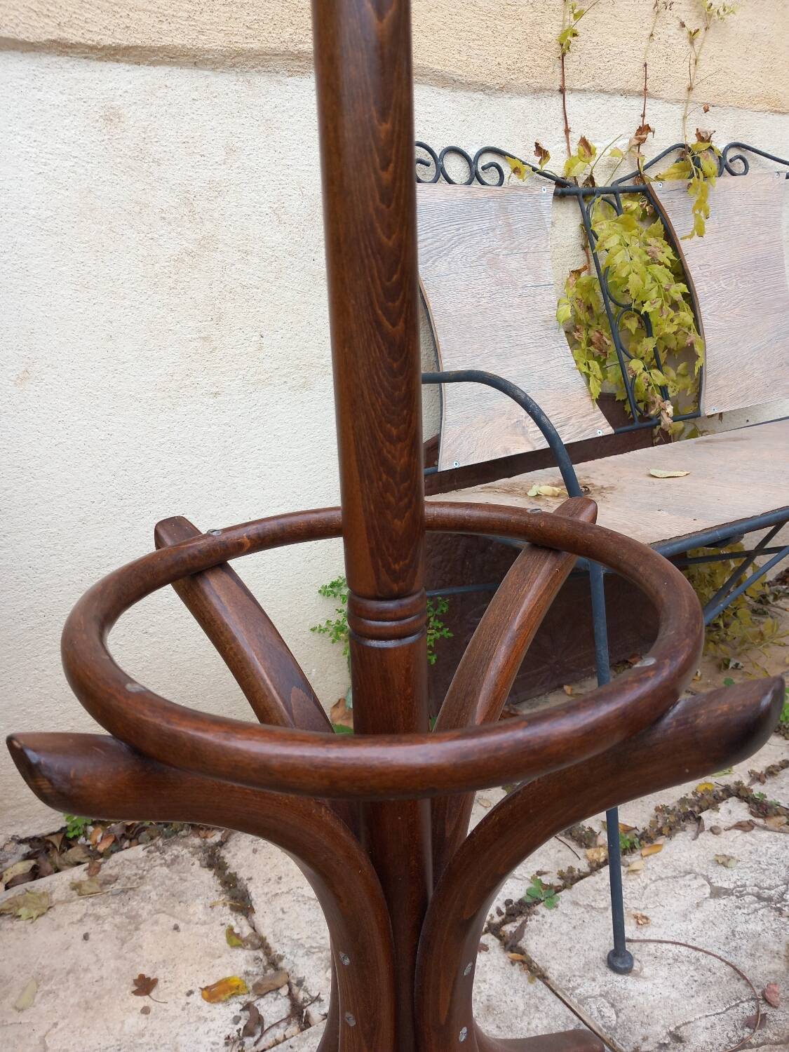 Vintage parrot coat rack