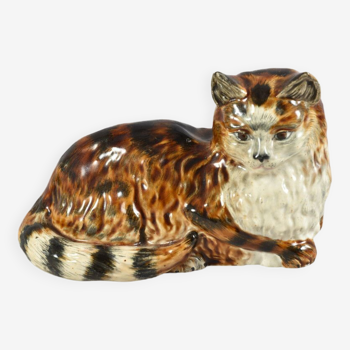 Ceramic cat 1888