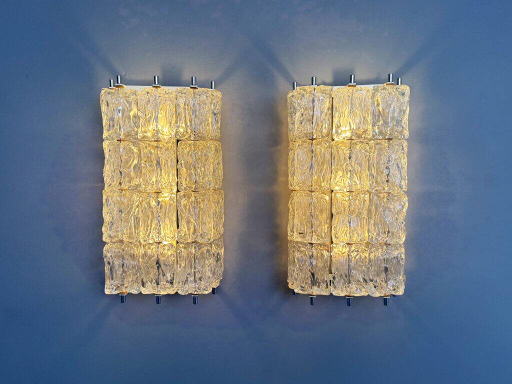 Pair of frosted glass wall sconces by Barovier & Toso, Italy, 1960s