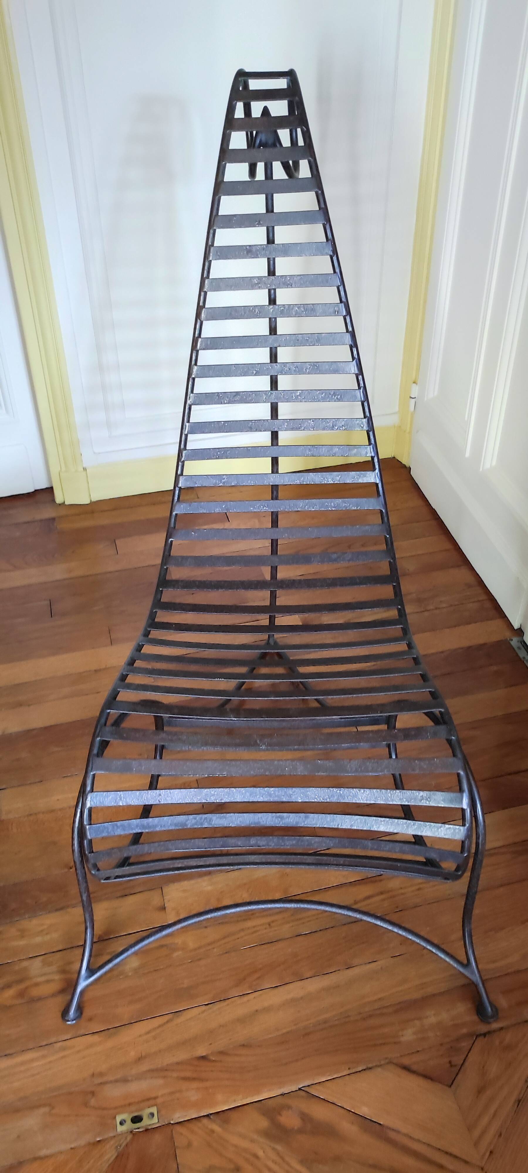 André Dubreuil Spine Chair