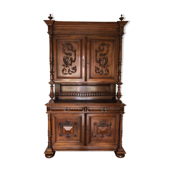 Buffet de style Henri II