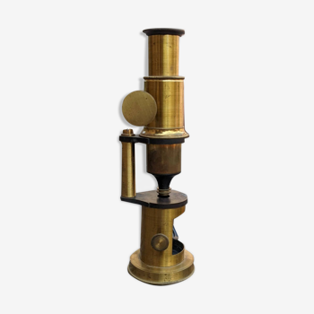 Brass microscope late 19th century in its original box