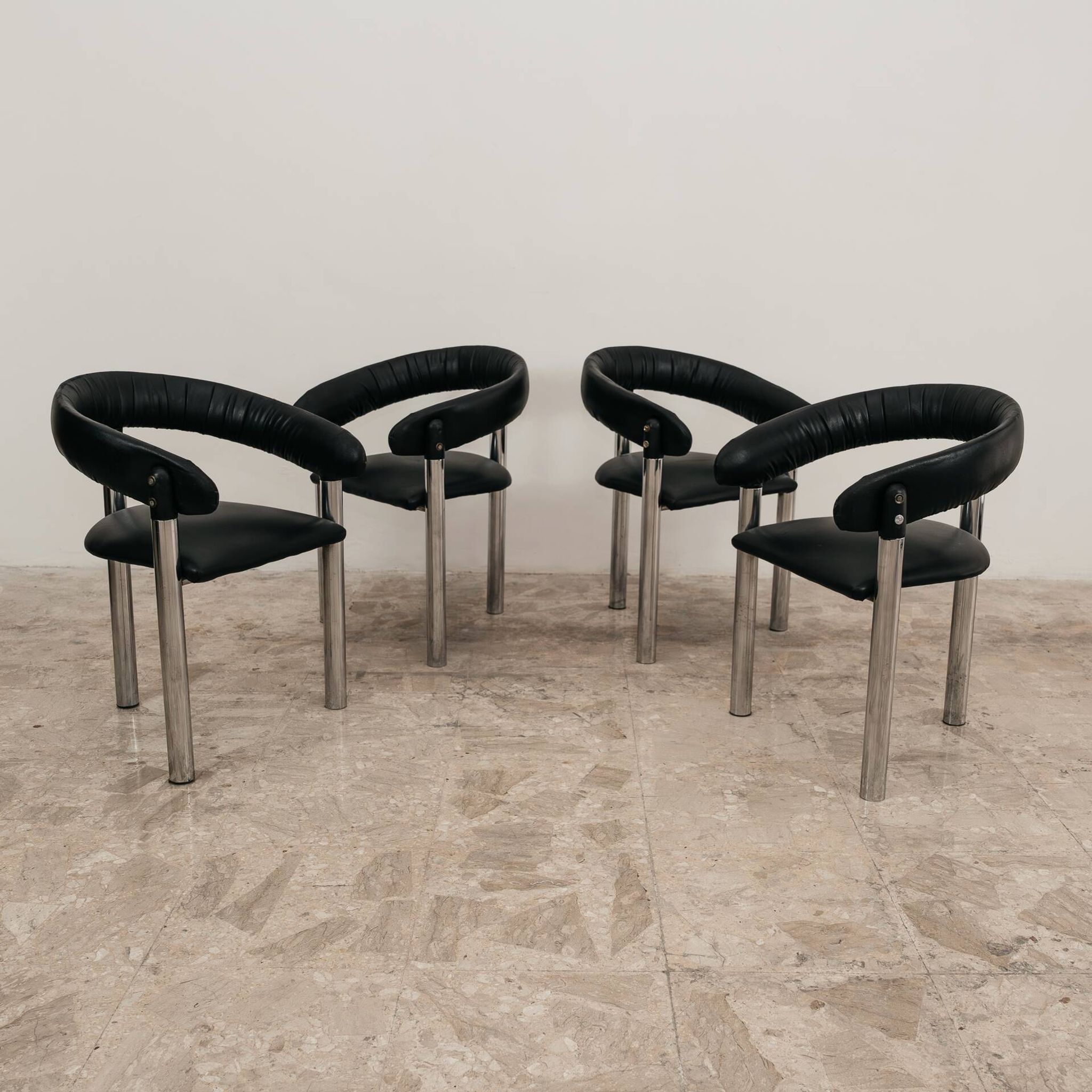 Set de 4 fauteuils de salle à manger design années 70 vintage modernariato