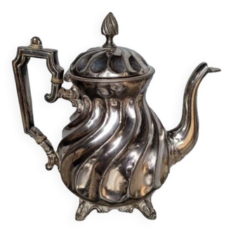 Cafetiere / theiere en metal argenté torsadé 1940