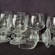 10 verres à pied vintage en verre moulé