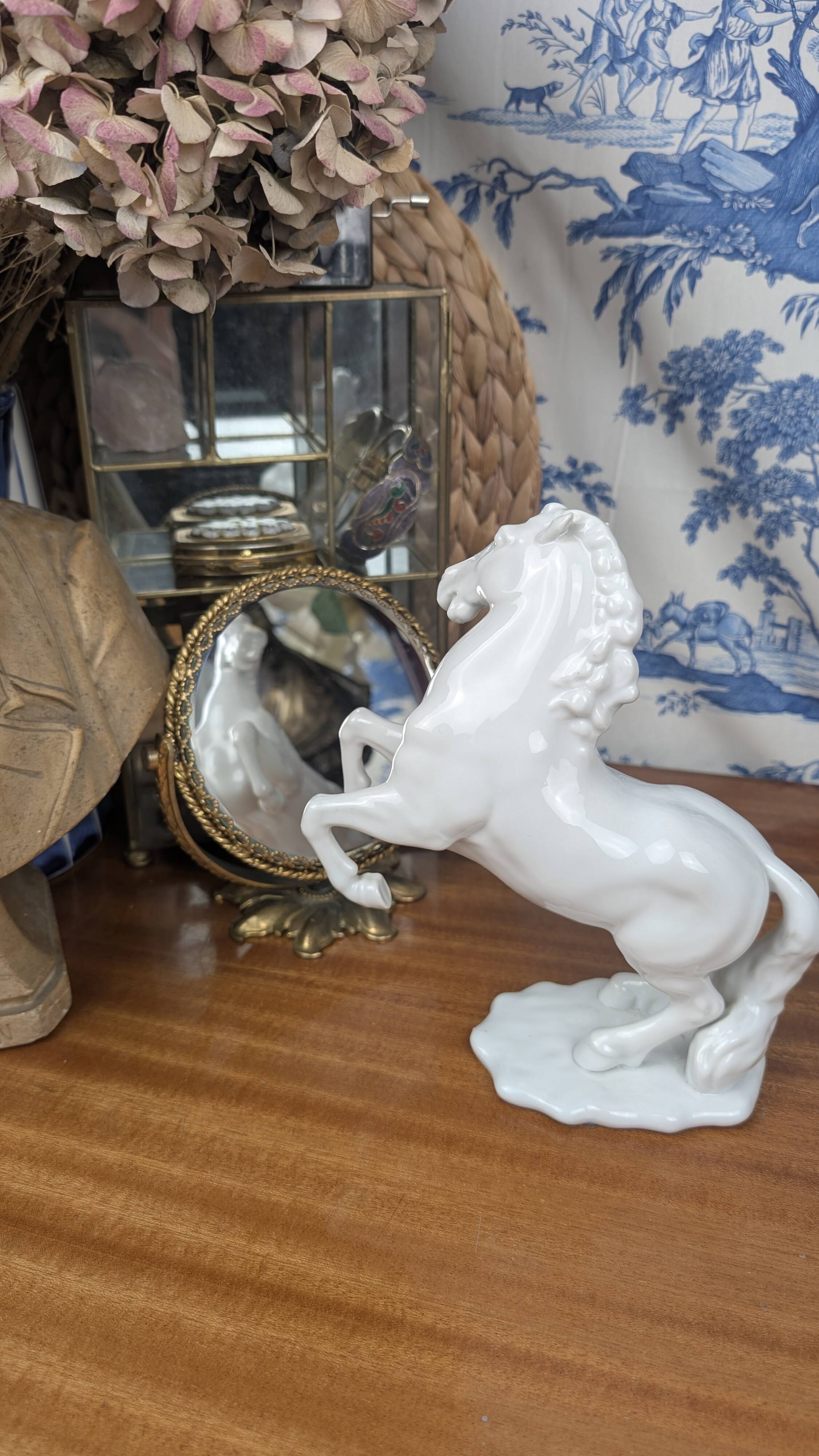 Figurine of a Slender Lipizzaner Horse in White Glazed Biscuit Porcelain