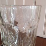 Vase  en verre moulé