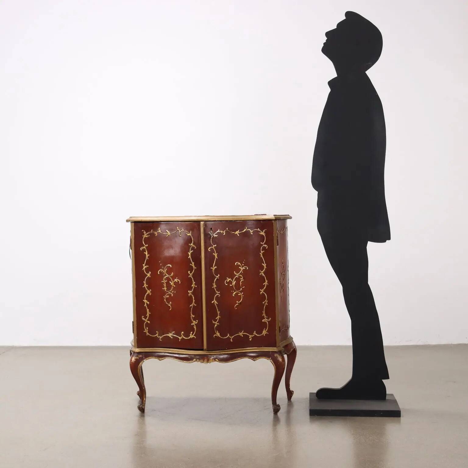 Vintage bar cabinet in baroque style, gilded wood, Italy, 20th century.