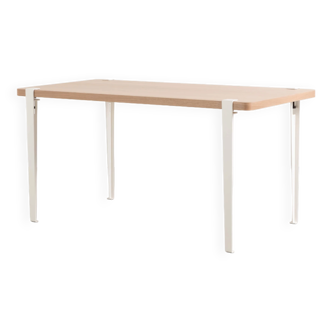 Table avec pieds tiptoe 150x75cm