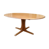 Table ovale en bois clair vintage