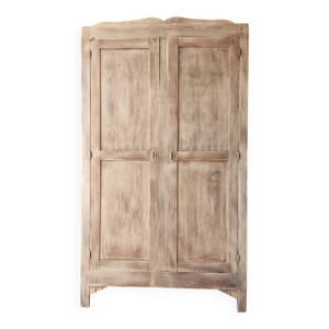 Armoire, penderie ancienne
