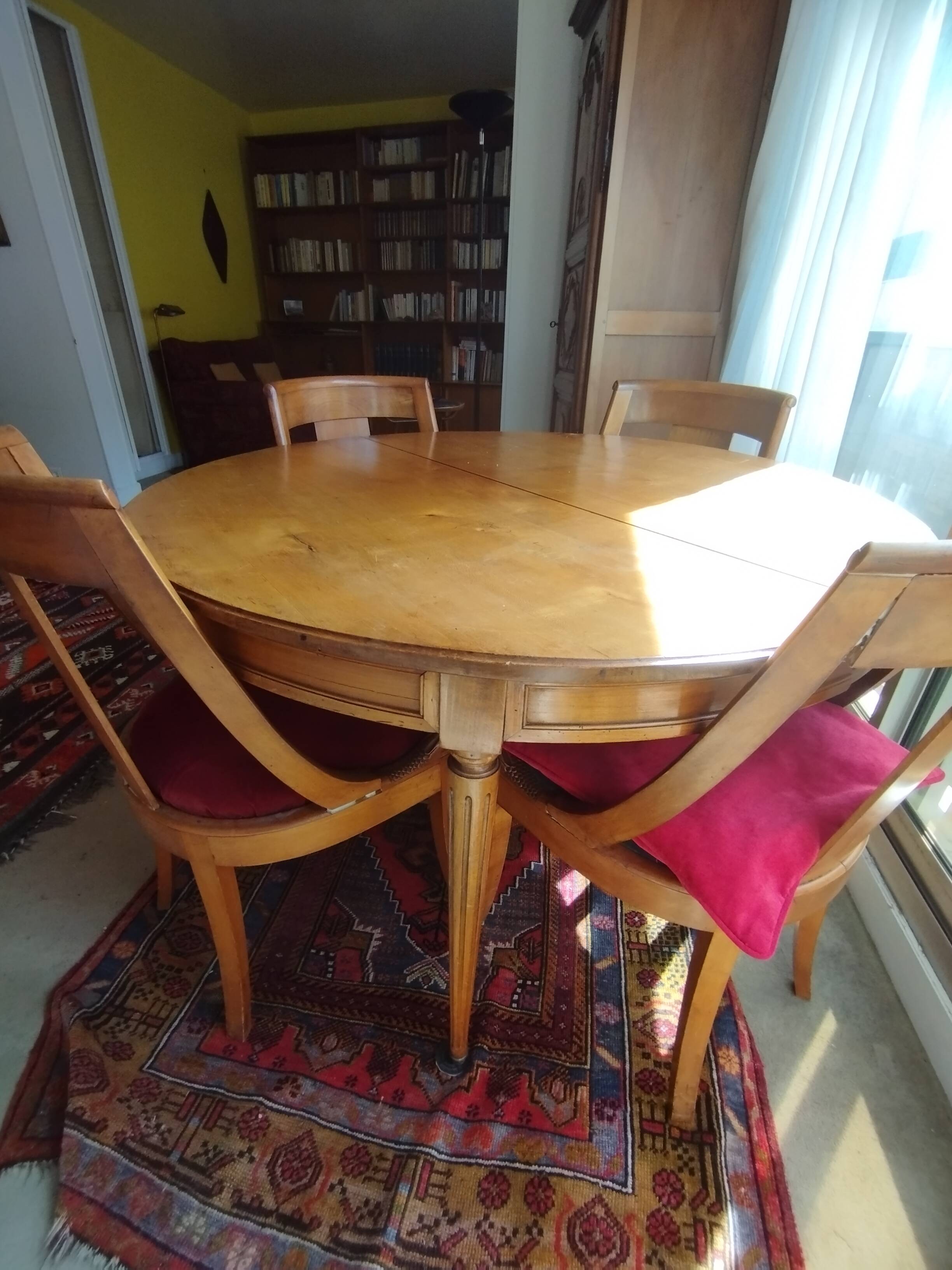 Antique Louis XVI style dining table + 3 extensions
